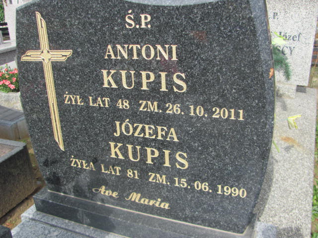 Antoni Kupis 1963 Inowłódz - Grobonet - Wyszukiwarka osób pochowanych