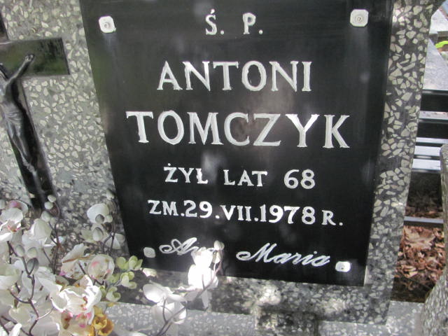 Zenon Konewka 1954 Inowłódz - Grobonet - Wyszukiwarka osób pochowanych