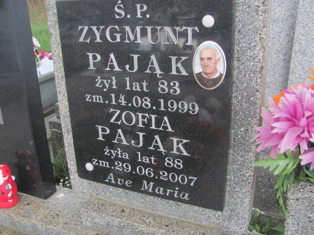 Zofia Pająk  1919 Inowłódz - Grobonet - Wyszukiwarka osób pochowanych